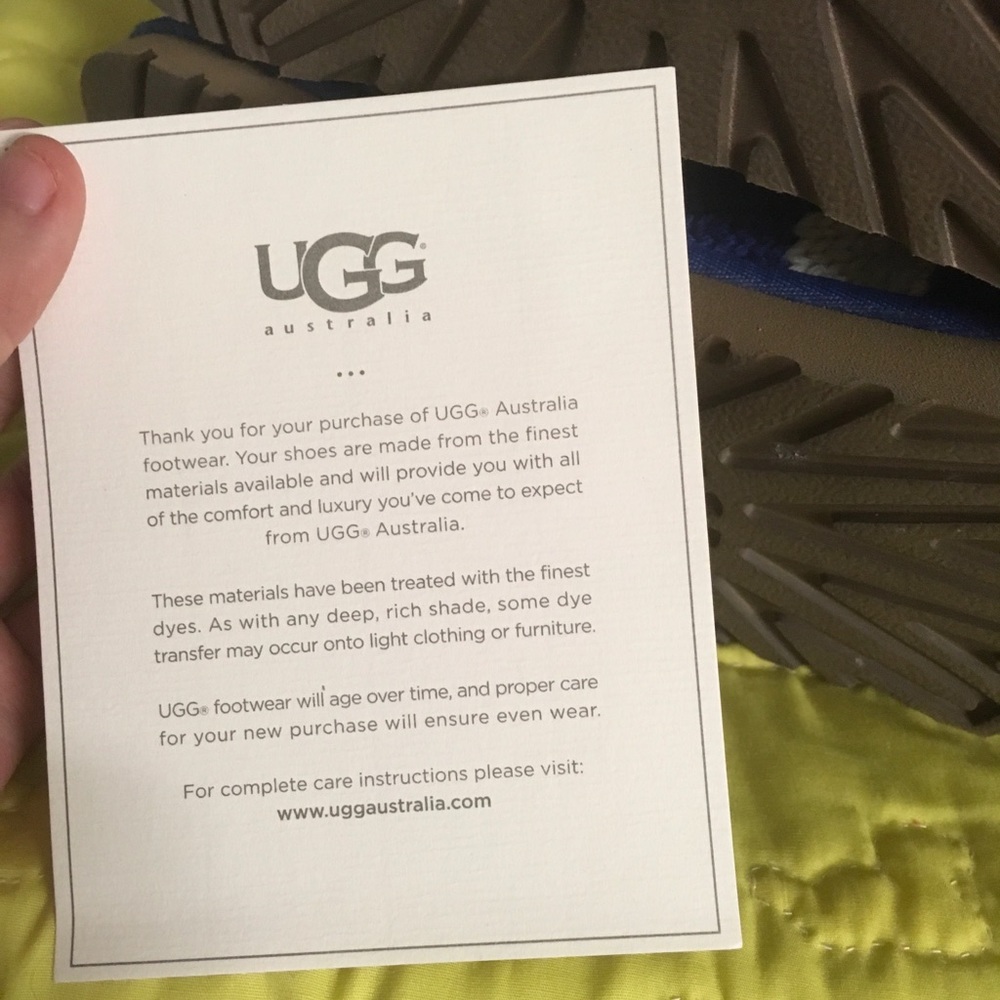 Knit uggs - Picture 5 of 6